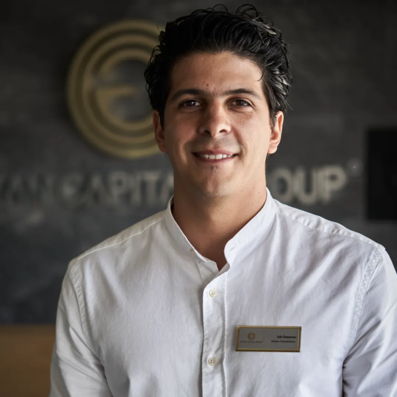 Luis Casanova — Residential & Expat Specialist
